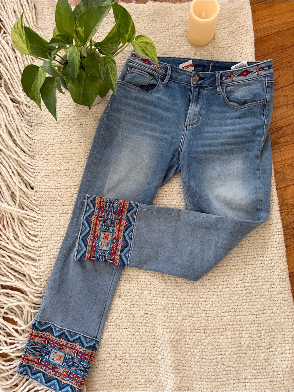 Driftwood Colette cropped jeans with embroidered cuffs